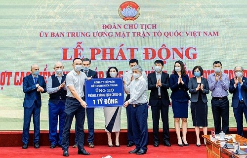 0850 1 Dat Xanh Mien Trung Ung Ho Mua Vaccine