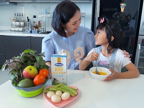 ‘Giấc mơ sữa Việt’- giải pháp mua sữa tiện lợi mùa giãn cách