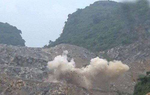Hà Nam: sập mỏ đá tại Công ty Havico, 2 người chết và nhiều người thương vong