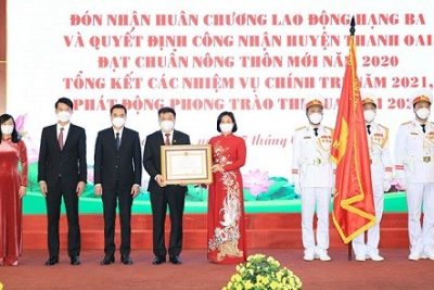Huyện Thanh Oai đón nhận Huân chương Lao động hạng Ba và Bằng công nhận đạt chuẩn nông thôn mới