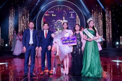 Ngô Ngọc Gia Hân sải bước đi đầu tiên trên cương vị tân Hoa hậu Miss Teen International Việt Nam